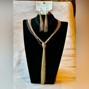 Matching Set Goldtone long 26” Necklace & Earrings. Pierced wire dangle NWT